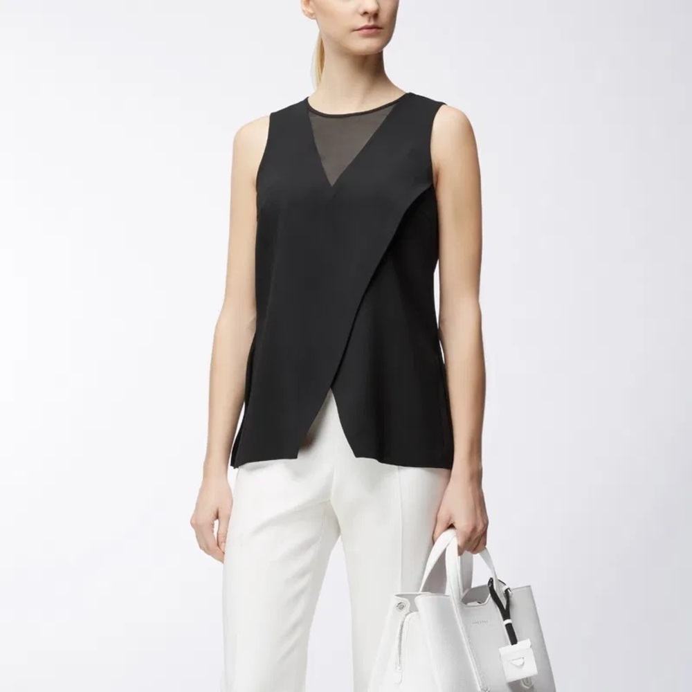 Hugo Boss black sleeveless crepe shell top - size 8 (Medium)